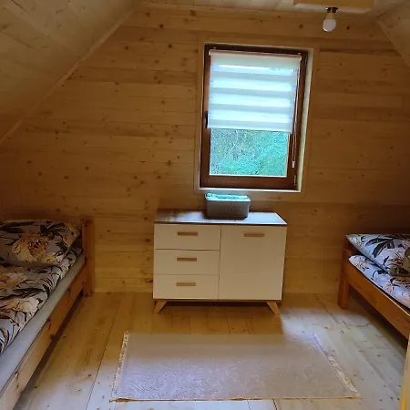W Lesie Na Mazurach Leśne Zacisze Domek alpejski *